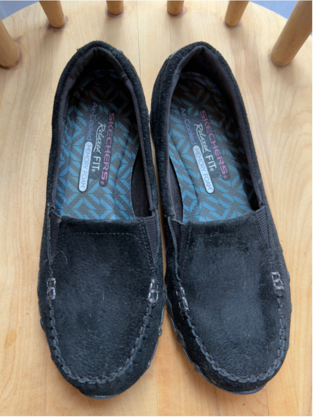 Skechers Relaxed Fit Black Suede Slip-On Loafers Memory Foam Women’s